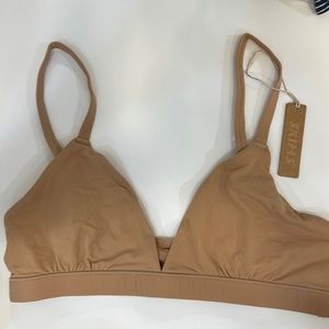 Skims FITS EVERYBODY TRIANGLE BRALETTE